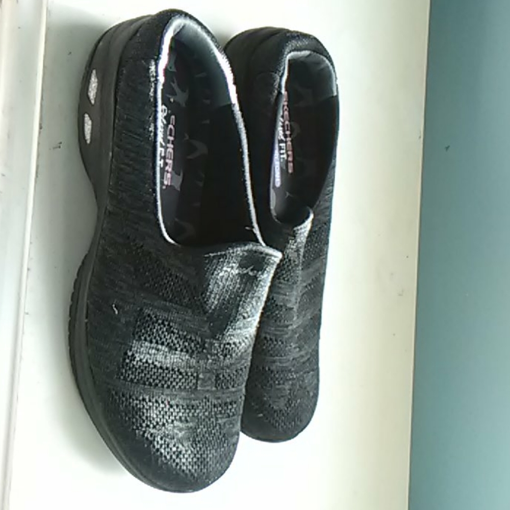 Slip on as sketchers